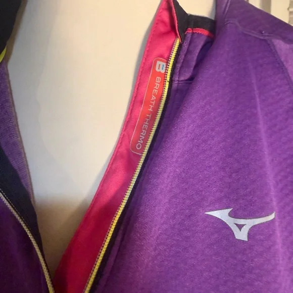 Mizuno Women Purple Breath Thermo Running Quarter Zip Pullover Medium - Picture 9 of 10